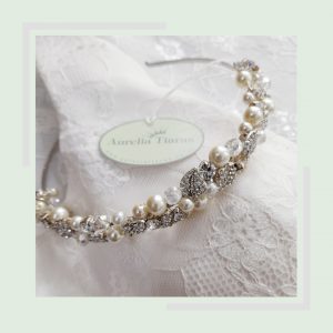 Aurelia Tiaras Wallis